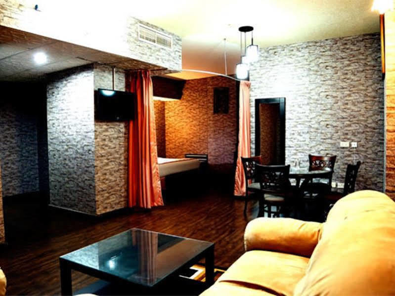 Rafee Hotel Dubai Exteriör bild